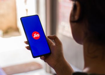 Reliance delays Jio IPO: here’s why the $100 billion giant is holding back
